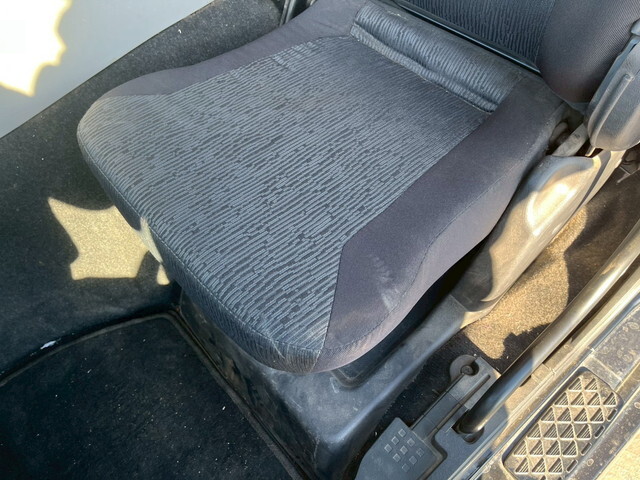 三菱ふそうスーパーグレートトレーラーヘッド（トラクターヘッド）大型（10t）[写真13]