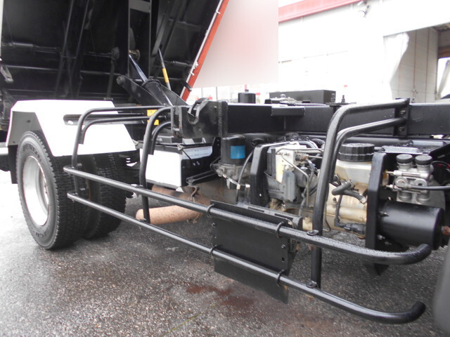 日野レンジャー三転ダンプ中型（4t）[写真18]