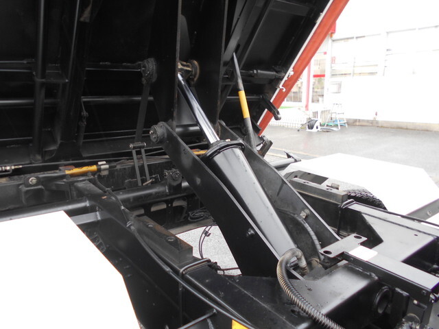 日野レンジャー三転ダンプ中型（4t）[写真19]