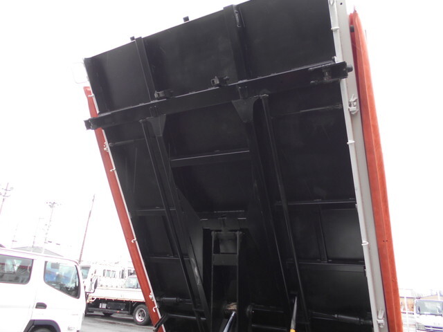 日野レンジャー三転ダンプ中型（4t）[写真20]