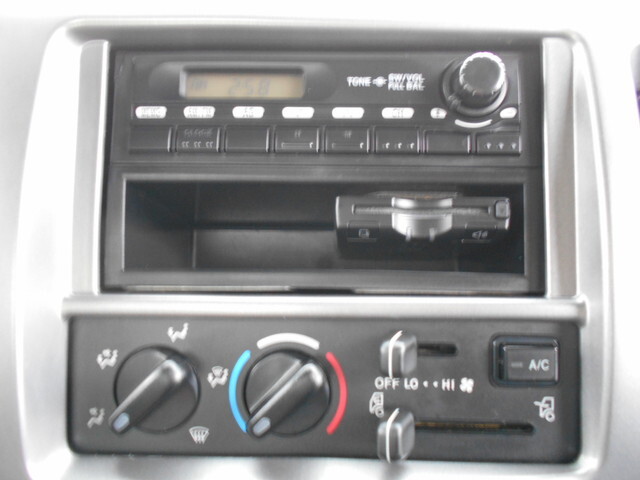 日野レンジャー三転ダンプ中型（4t）[写真33]