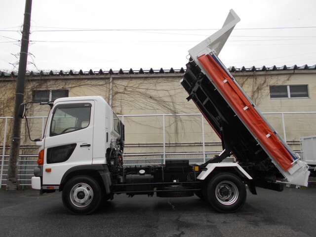 日野レンジャー三転ダンプ中型（4t）[写真08]