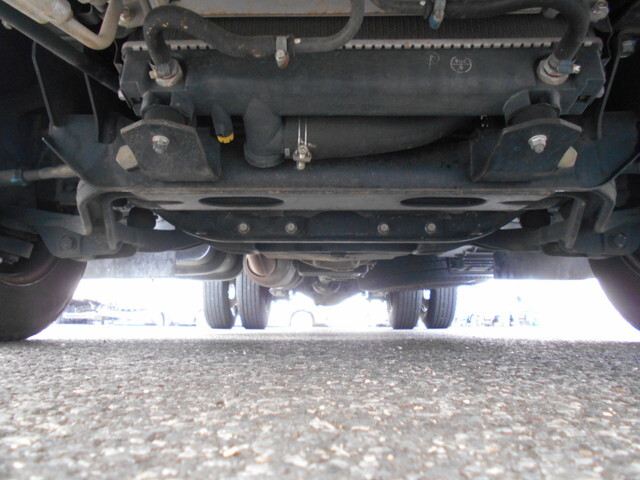 三菱ふそうキャンター平ボディ小型（2t・3t）[写真20]