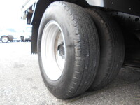 三菱ふそうキャンター平ボディ小型（2t・3t）[写真25]