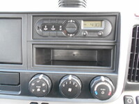 三菱ふそうキャンター平ボディ小型（2t・3t）[写真32]