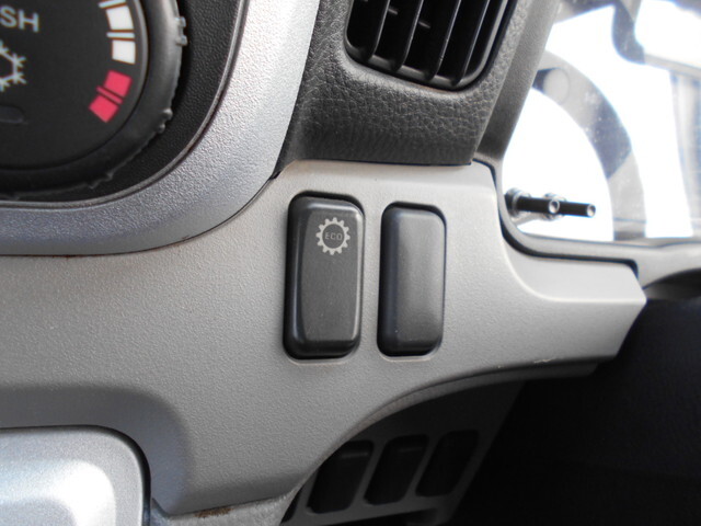 三菱ふそうキャンター平ボディ小型（2t・3t）[写真33]