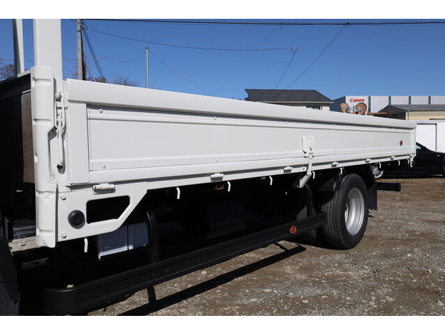 いすゞエルフ平ボディ小型（2t・3t）[写真13]