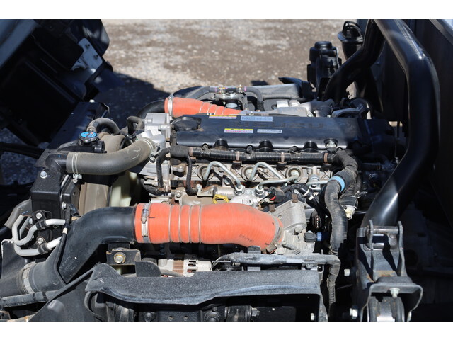 いすゞエルフ平ボディ小型（2t・3t）[写真28]