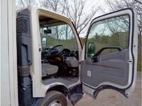 日野デュトロ冷凍車（冷蔵車）小型（2t・3t）[写真19]