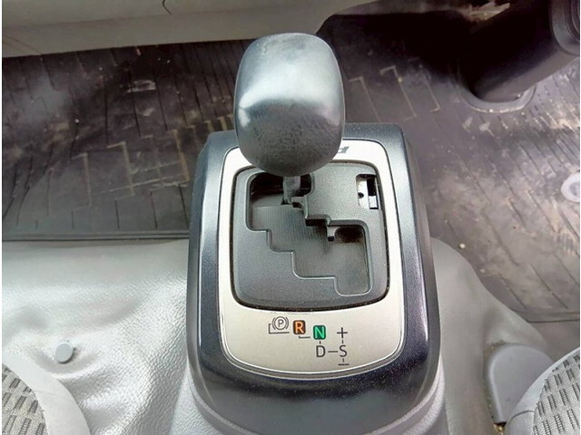 日野デュトロ冷凍車（冷蔵車）小型（2t・3t）[写真25]