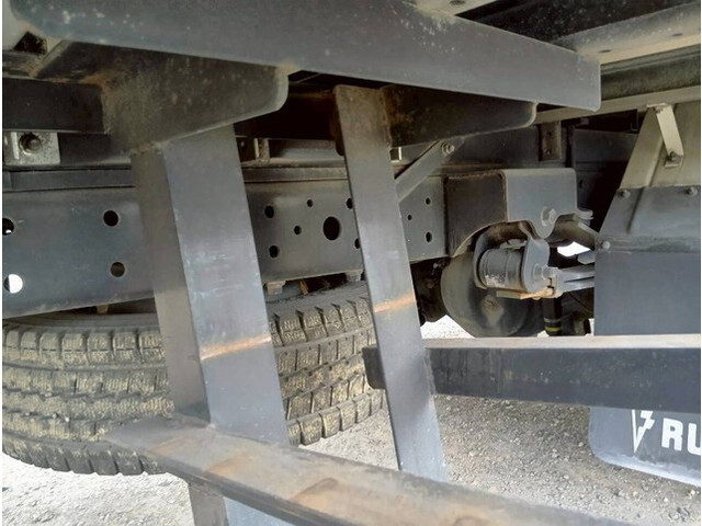 日野デュトロ冷凍車（冷蔵車）小型（2t・3t）[写真37]