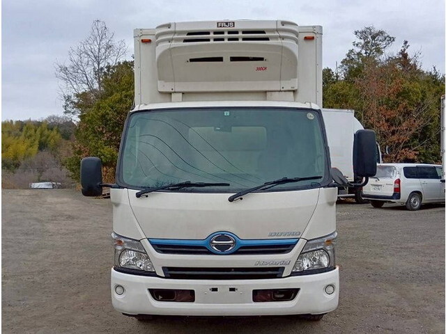 日野デュトロ冷凍車（冷蔵車）小型（2t・3t）[写真08]