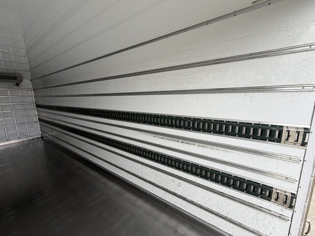 日野レンジャー冷凍車（冷蔵車）中型（4t）[写真11]