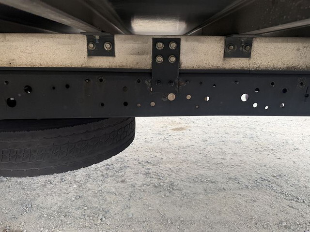 日野レンジャー冷凍車（冷蔵車）中型（4t）[写真18]