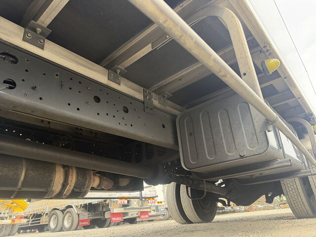 日野レンジャー冷凍車（冷蔵車）中型（4t）[写真37]