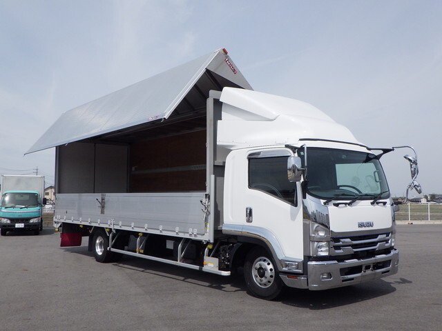 いすゞフォワードアルミウイング中型（4t）[写真01]