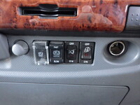 いすゞフォワードアルミウイング中型（4t）[写真11]