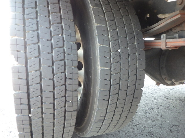 いすゞフォワードアルミウイング中型（4t）[写真19]