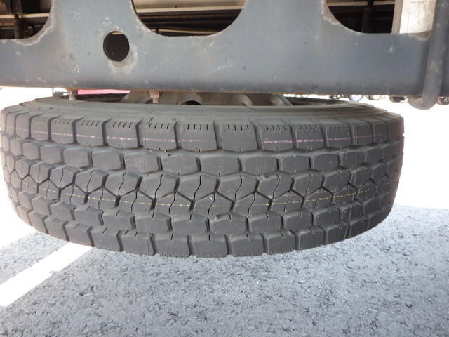 いすゞフォワードアルミウイング中型（4t）[写真20]