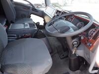 いすゞフォワードアルミウイング中型（4t）[写真37]