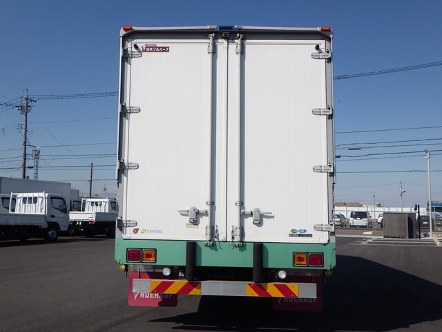 いすゞフォワードアルミウイング中型（4t）[写真07]