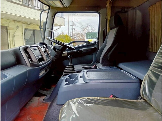 日野レンジャーアルミウイング中型（4t）[写真27]