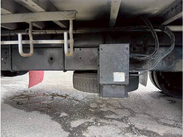 日野レンジャーアルミウイング中型（4t）[写真31]