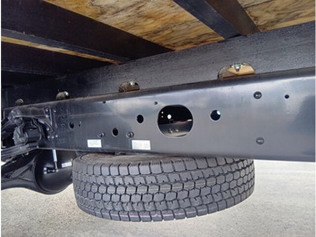 三菱ふそうファイター平ボディ中型（4t）[写真10]