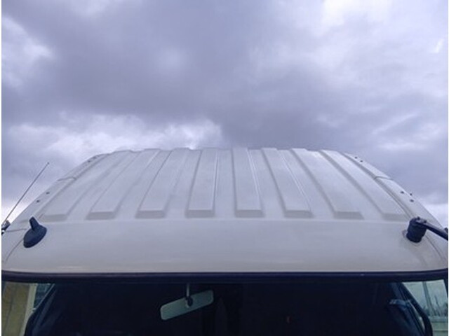 三菱ふそうファイター平ボディ中型（4t）[写真14]