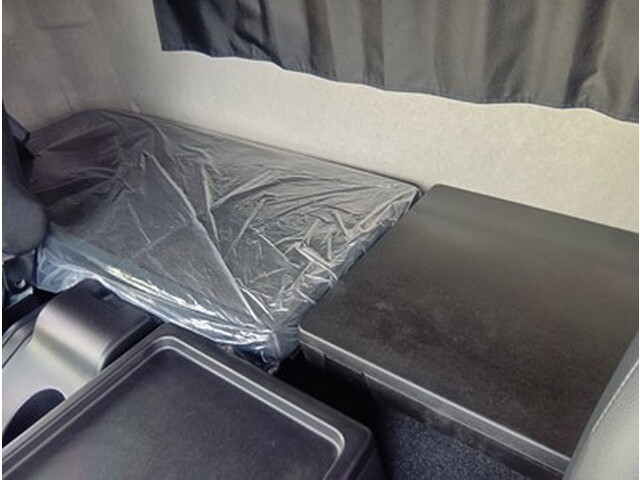 三菱ふそうファイター平ボディ中型（4t）[写真22]