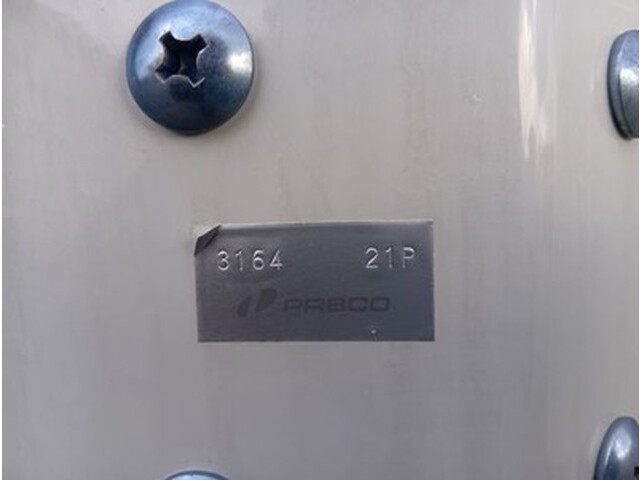 三菱ふそうファイター平ボディ中型（4t）[写真08]