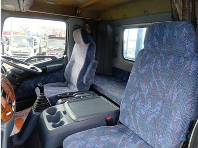 日野レンジャーアルミブロック中型（4t）[写真20]