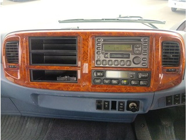 日野レンジャーアルミブロック中型（4t）[写真23]