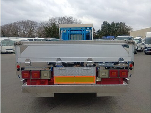 日野レンジャーアルミブロック中型（4t）[写真05]