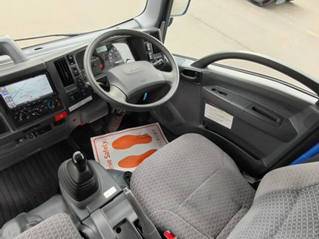 いすゞエルフダブルキャブ（Wキャブ）小型（2t・3t）[写真23]