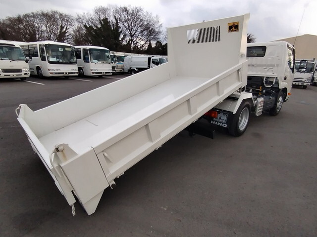 日野デュトロローダーダンプ小型（2t・3t）[写真02]