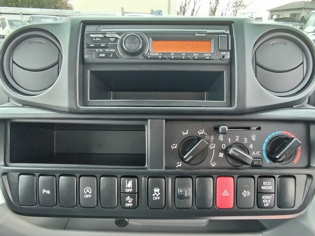 日野デュトロローダーダンプ小型（2t・3t）[写真26]