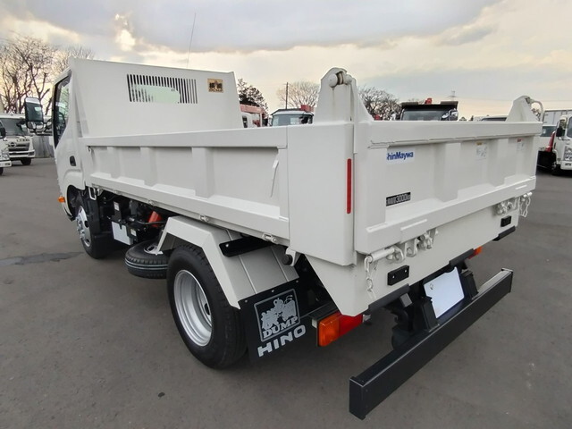 日野デュトロローダーダンプ小型（2t・3t）[写真04]
