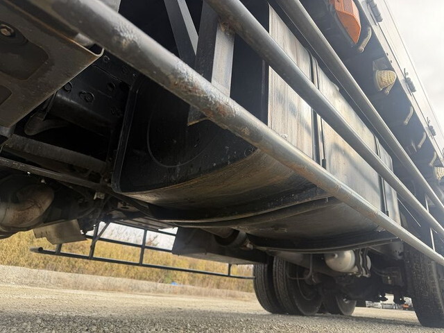 日野プロフィアクレーン3段大型（10t）[写真19]