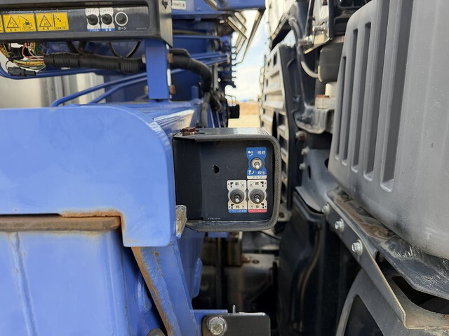 日野プロフィアクレーン3段大型（10t）[写真31]