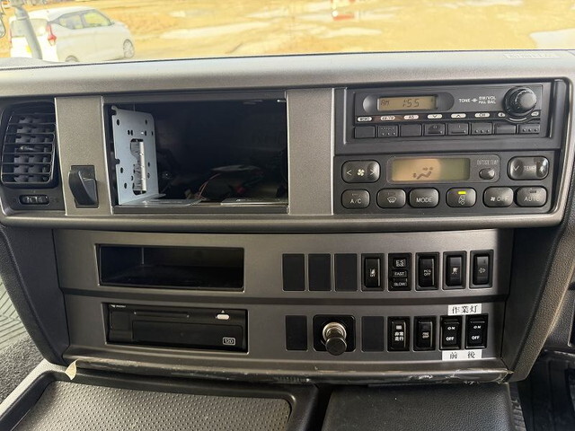 日野プロフィアクレーン3段大型（10t）[写真34]