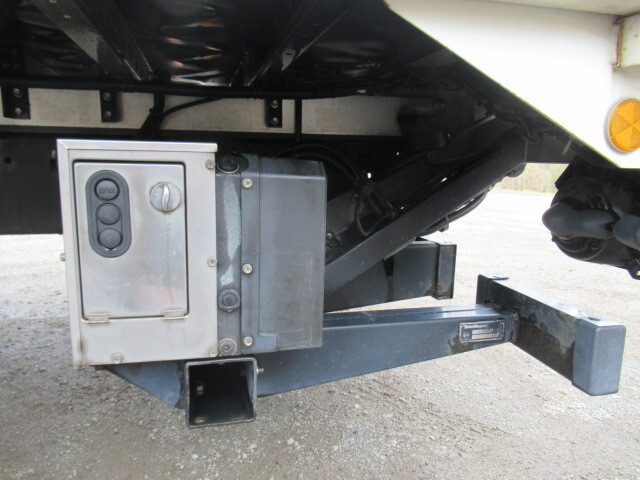 日野レンジャーアルミウイング中型（4t）[写真13]