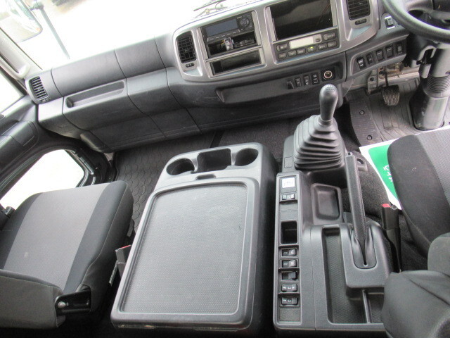 日野レンジャーアルミウイング中型（4t）[写真27]