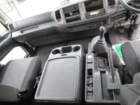 日野レンジャーアルミウイング中型（4t）[写真28]