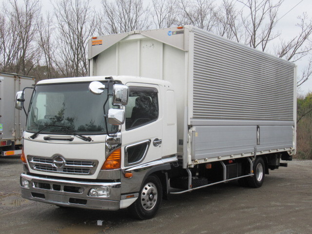 日野レンジャーアルミウイング中型（4t）[写真03]