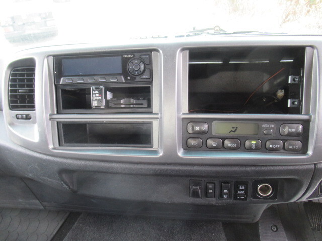 日野レンジャーアルミウイング中型（4t）[写真31]