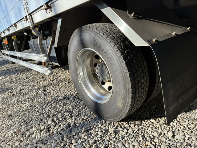 日野レンジャーアルミウイング中型（4t）[写真34]