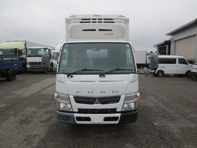 三菱ふそうキャンター冷凍車（冷蔵車）小型（2t・3t）[写真05]