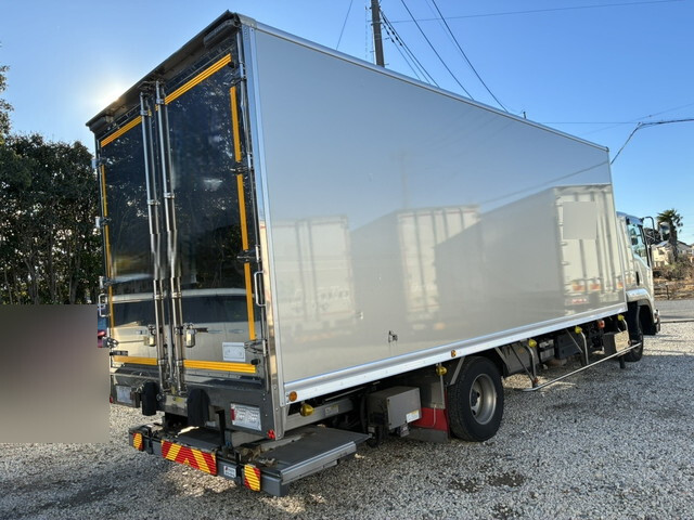 いすゞフォワード冷凍車（冷蔵車）中型（4t）[写真02]