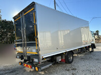 いすゞフォワード冷凍車（冷蔵車）中型（4t）[写真02]